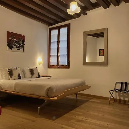 Residenza Corte Antica ベッド・アンド・ブレックファスト ヴェネツィア