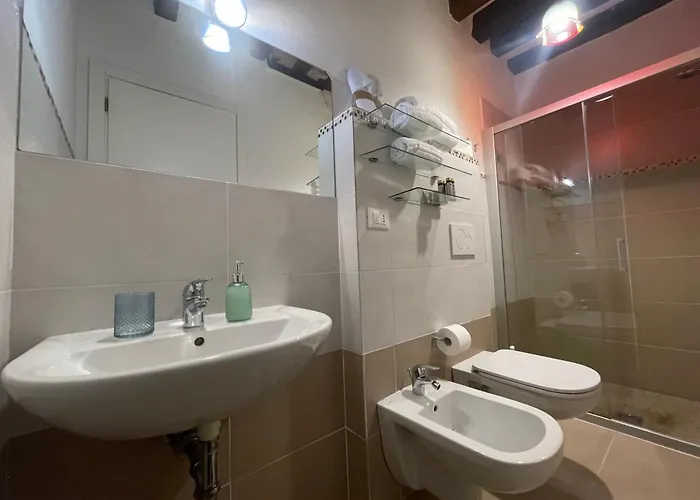 Residenza Corte Antica Couette-café 4*