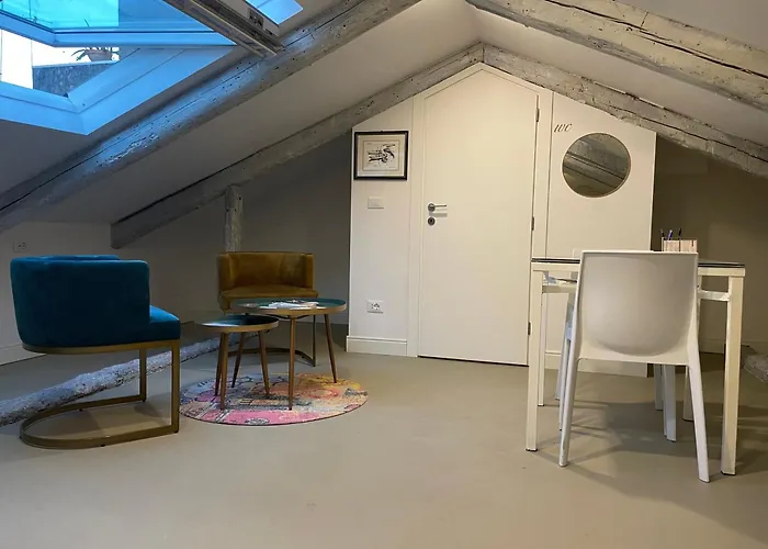 Residenza Corte Antica Couette-café Venise