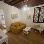 Residenza Corte Antica B&B