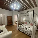 Residenza Corte Antica B&B 4*