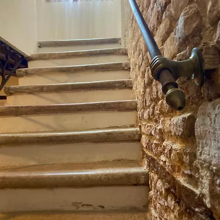 Oda ve Kahvaltı Residenza Corte Antica 4*