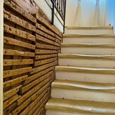 Residenza Corte Antica Oda ve Kahvaltı Venedik