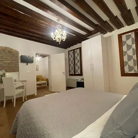 Bed & Breakfast Residenza Corte Antica