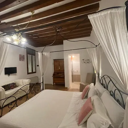 Residenza Corte Antica Venedik